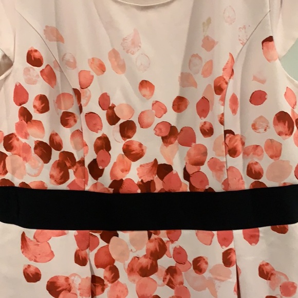 Cherry blossom dress - Picture 2 of 3